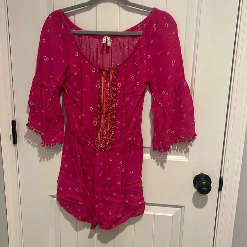 Mudd romper.  Purchased from Kohls.  Size Medium.